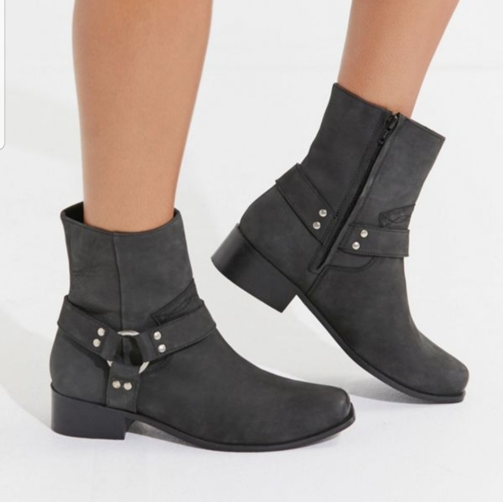 UO Chiarra Moto Boot